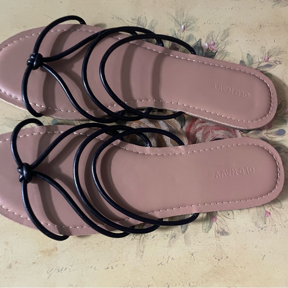Old Navy Women's Black and Brown Sandals